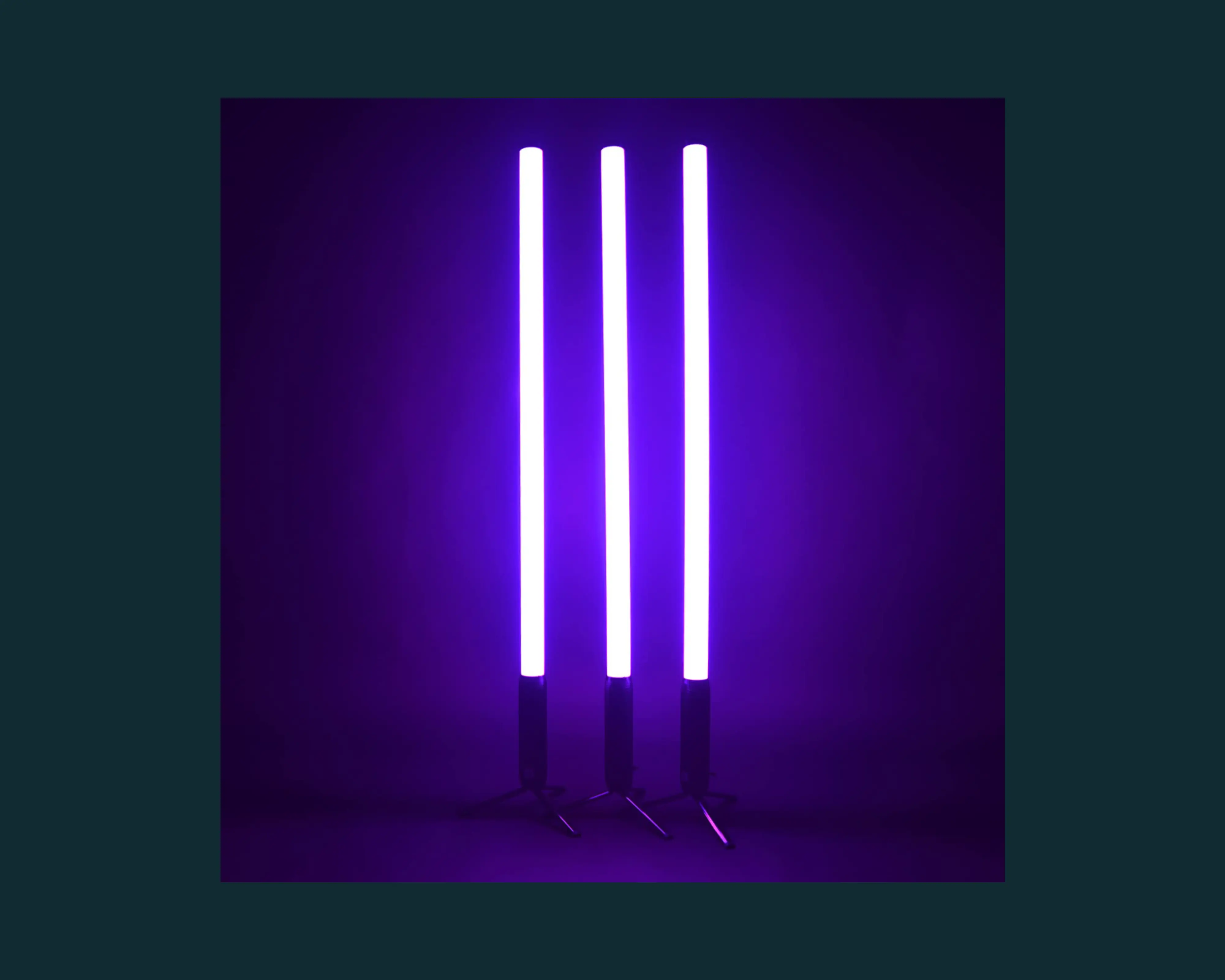 Grosses Lichtpaket mit Uplights, Pixeltubes und Derbyeffekten