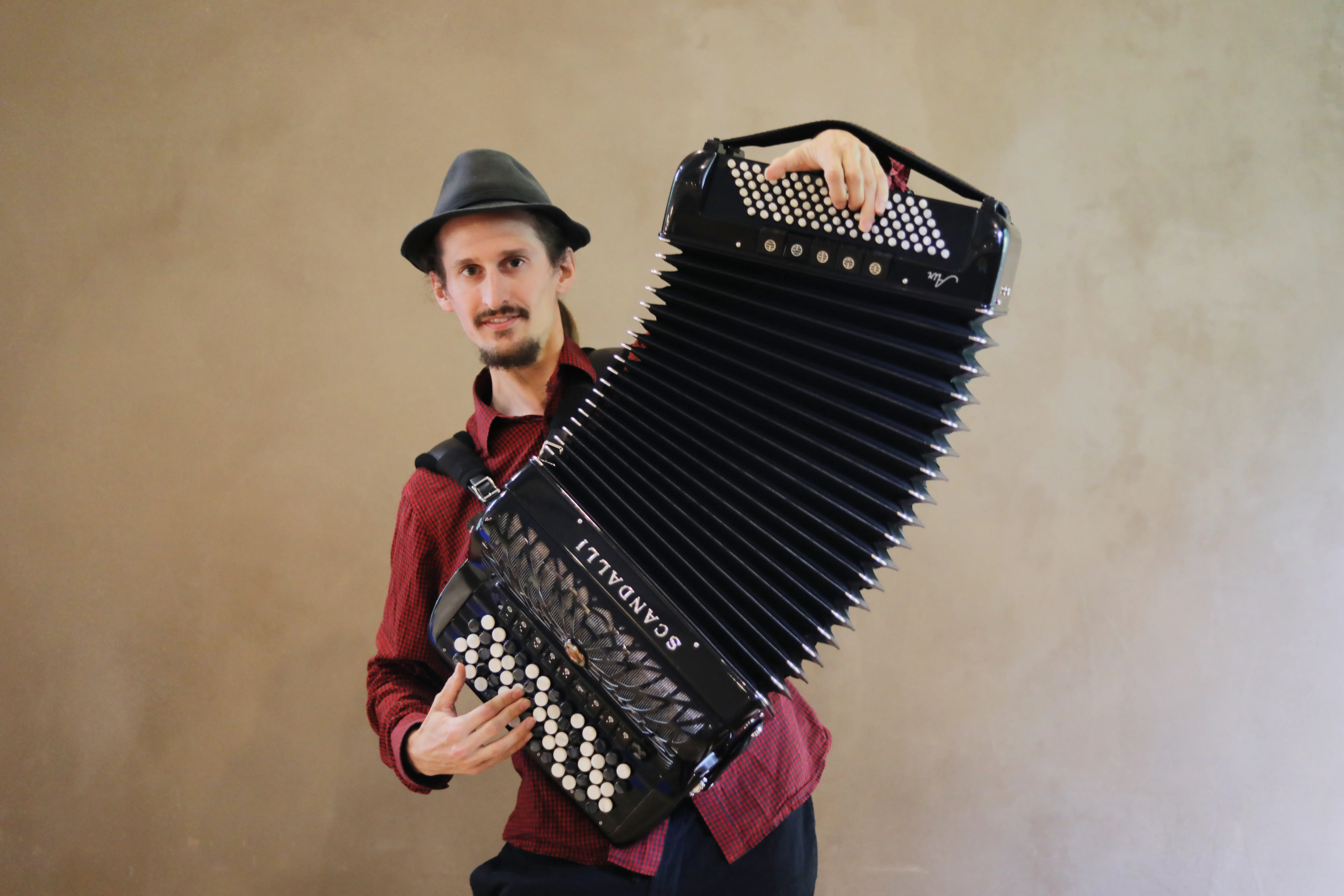 David Häggi - Akkordeon und Stimme