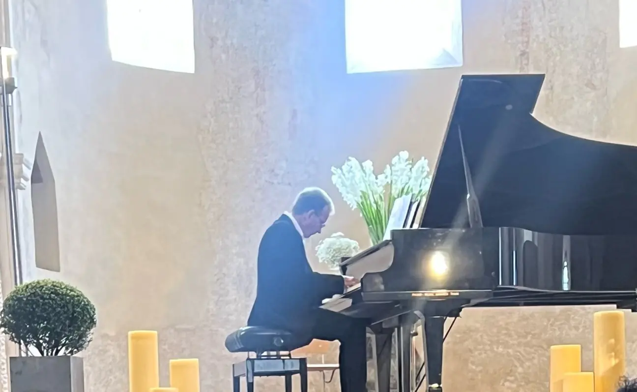 Solo-Instrumentalist - Allgemeines Angebot